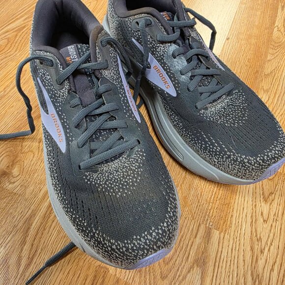 Women's Brooks Ghost Max 2 Size 8.5 - Picture 1 of 4